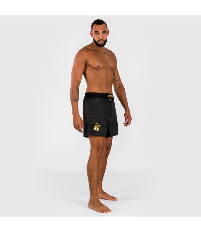 Venum x Ares 2.0 Fight Shorts Zwart Goud