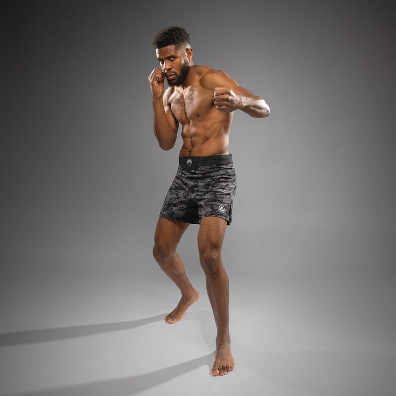 Venum VENUM X Polaris Fightshorts Zwart Camo Stormgrijs