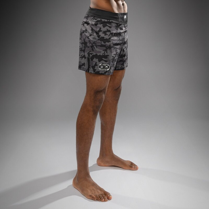 Venum VENUM X Polaris Fightshorts Zwart Camo Stormgrijs