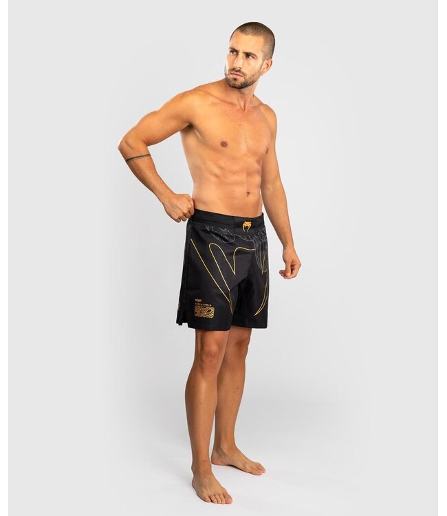 Venum Serpenti Fightshorts Zwart Zilver Goud