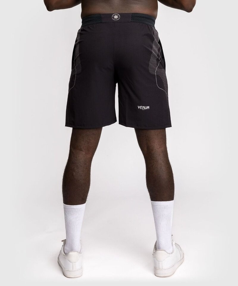Venum Venum Nexus Trainingsshorts Schwarz Silber