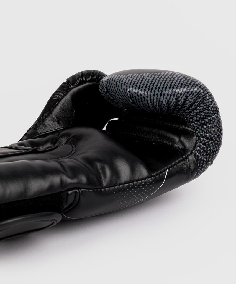 Venum Venum Nexus Boxing Gloves Black Silver