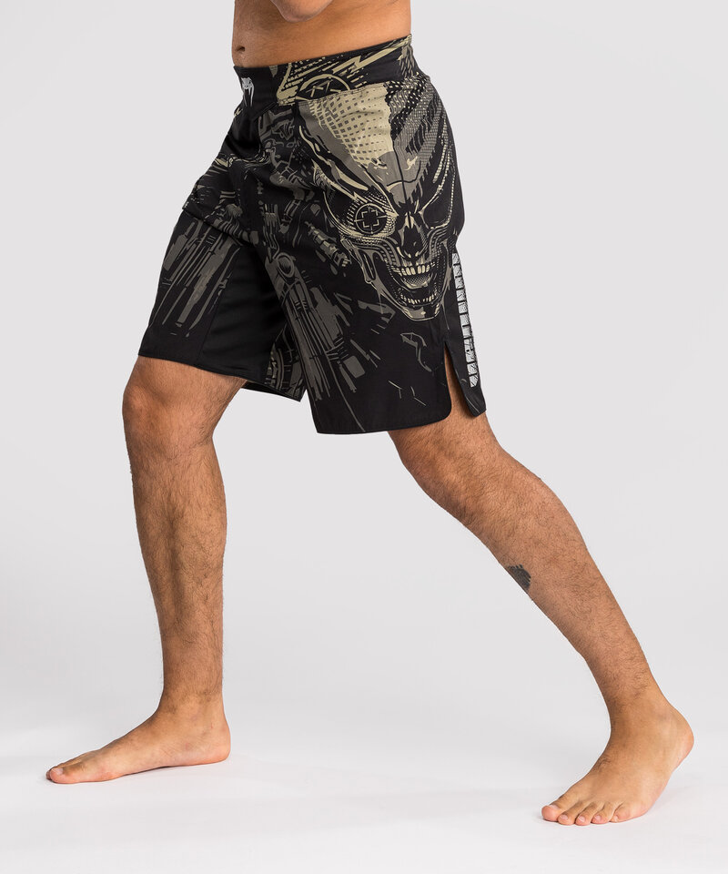 Venum Venum Invader Fight Shorts Schwarz Zand