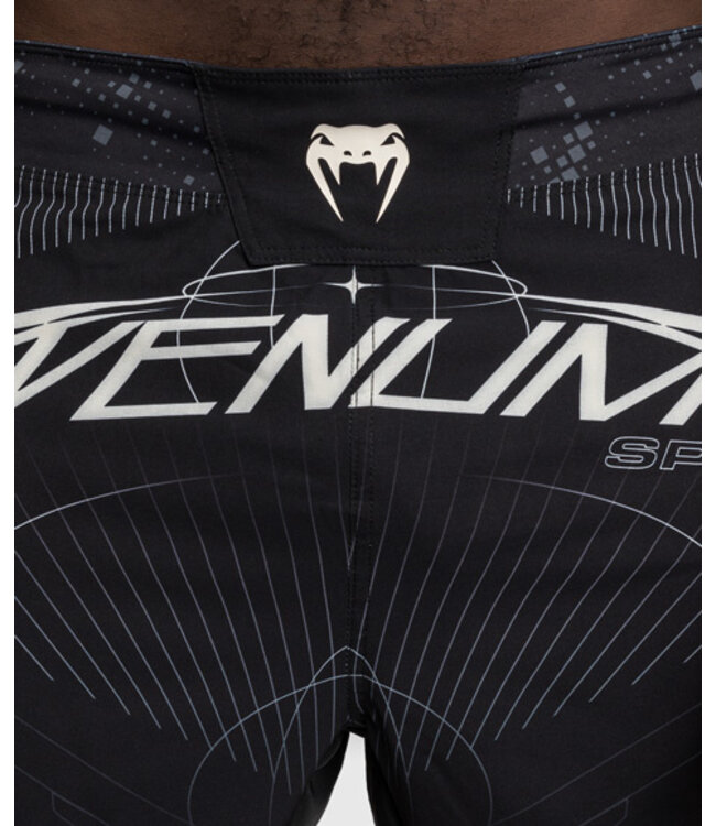 Venum Eclipse Fightshorts Zwart Ivoor - MMA & BJJ Grappling