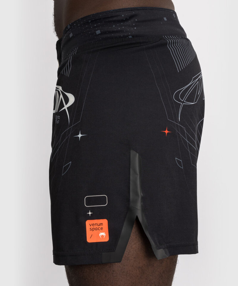 Venum Venum Eclipse Fightshorts Zwart Ivoor