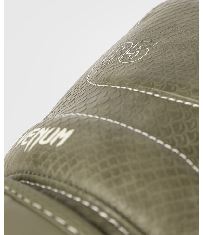 Venum Impact Evo Scales Boxhandschuhe Armee Grün