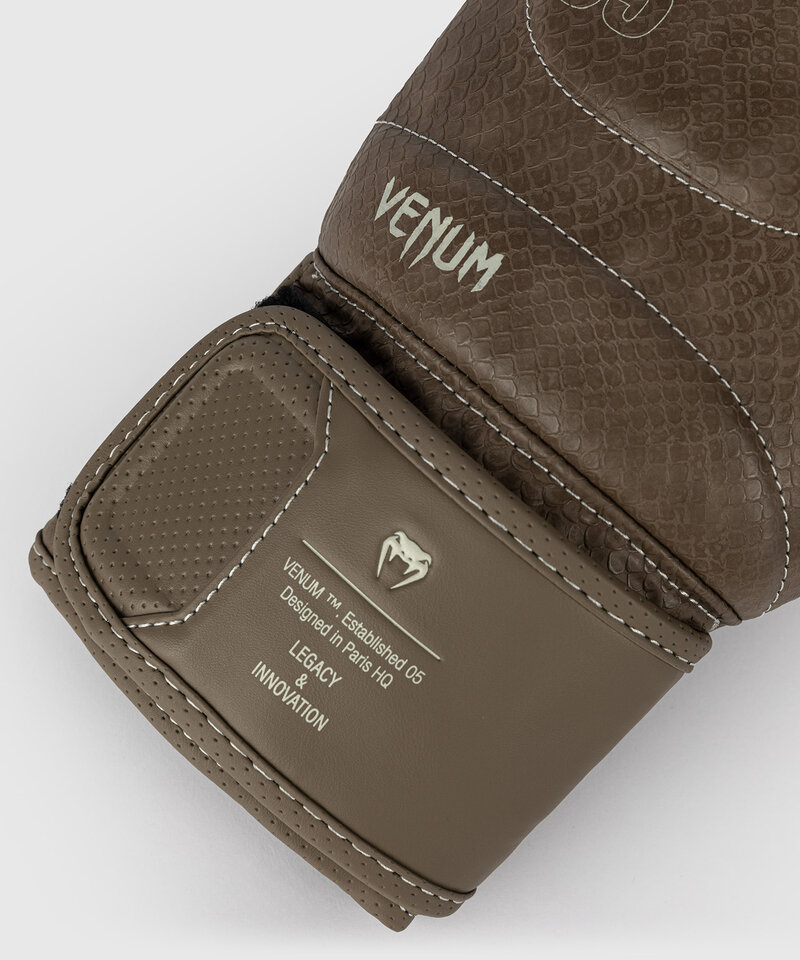 Venum Venum Impact Evo Scales Bokshandschoenen Bruin
