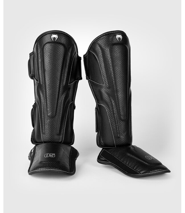 Venum Impact Evo Scales Kickboks Scheenbeschermers Zwart