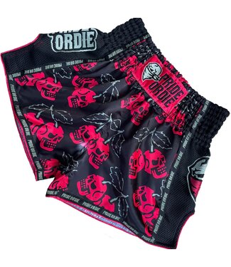 Pride or Die PRIDEorDiE Cherry Choke Muay Thai Shorts Zwart Rood