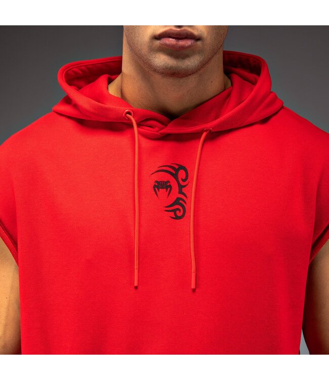 Venum x Mike Tyson Tiger Sleeveless Hoodie – Intensivrot/Tiefschwarz für Boxen, Kickboxen & Fitness
