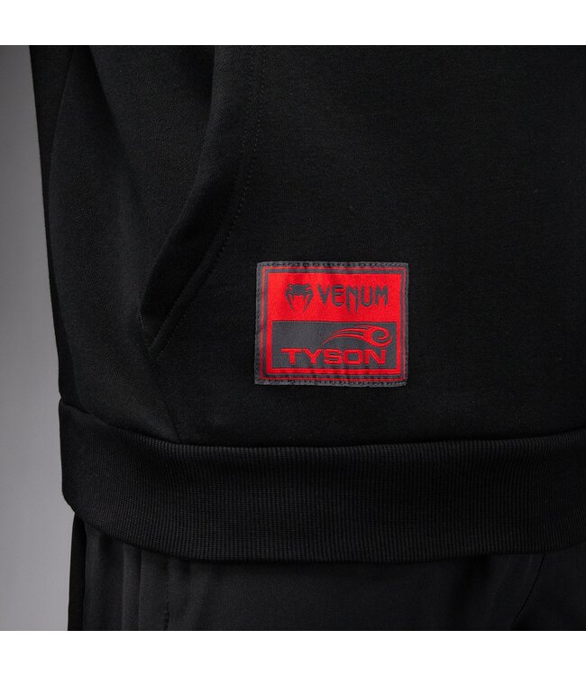 Venum x Mike Tyson Everyone Has a Plan Hoodie – Zwart/Rood – Comfortabele Trainingshoodie