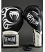 Venum Giant 2.0 Mike Tyson Pro Boxhandschuhe mit Schnürung – Tiefschwarz/Optisches Weiß