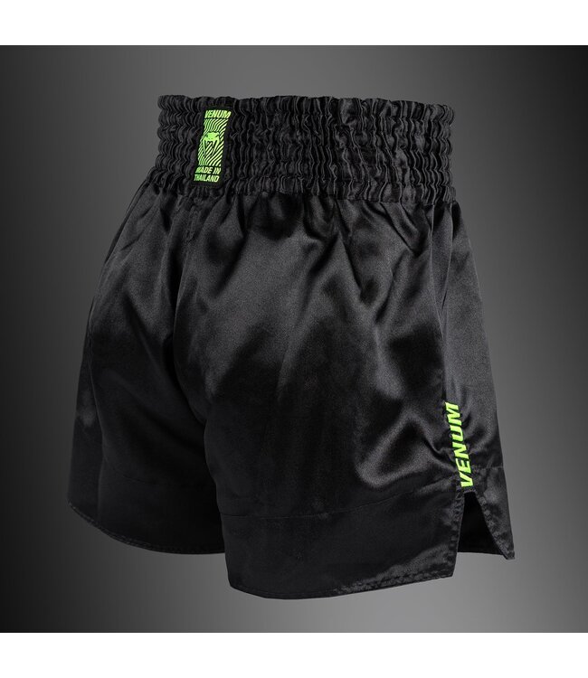 Venum Classic Evo Muay Thai Shorts Schwarz Neon Gelb