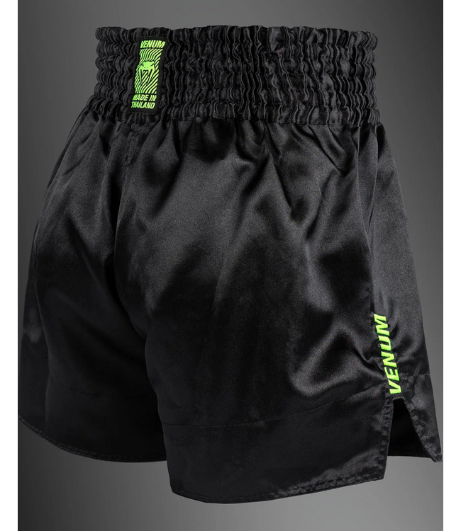 Venum Classic Evo Muay Thai Shorts Schwarz Neon Gelb