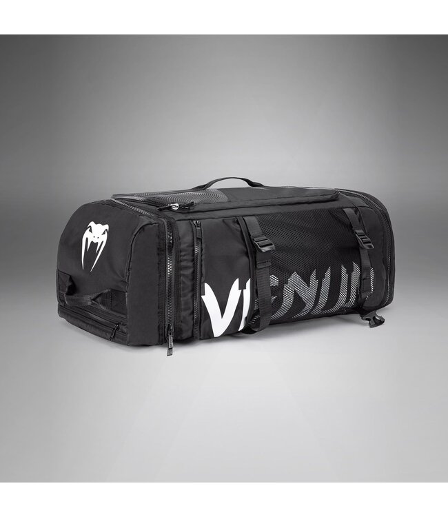 Venum Shockwave Convertible Sports Bag (48L) Medium Black
