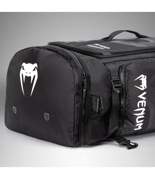 Venum Venum Shockwave Convertible Sporttas (48L) Medium Zwart
