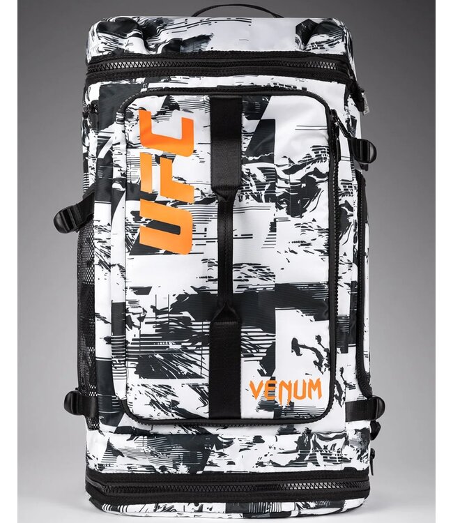 UFC Zenith x Venum Authentic Fight Week Sporttas Rugzak Wit