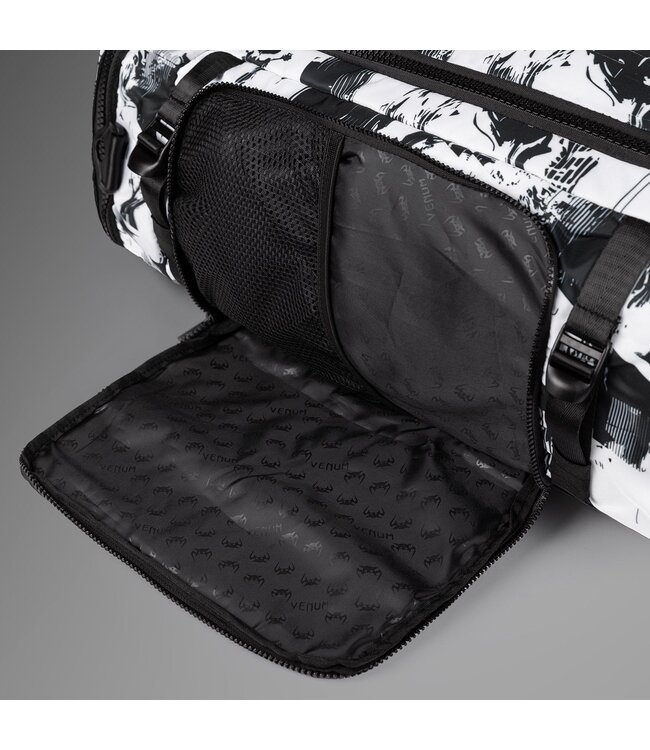 UFC Zenith x Venum Authentic Fight Week Sporttasche Rucksack Weiß