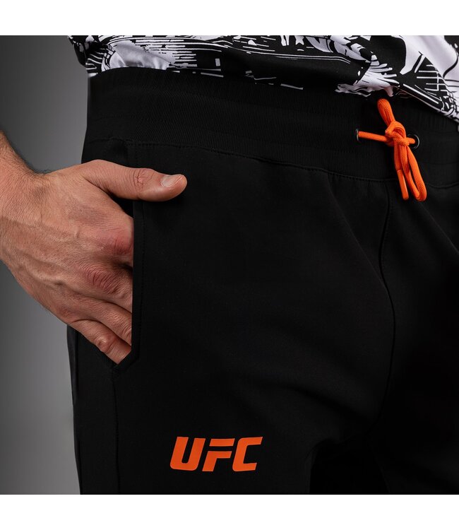 UFC Zenith x Venum Authentic Fight Week Joggers Schwarz
