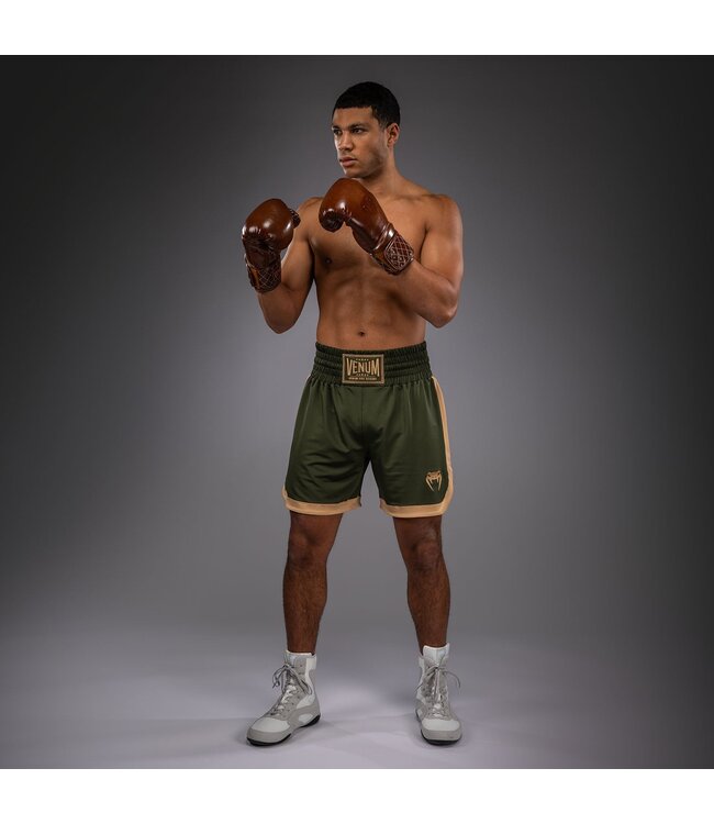 Venum Classic Boxshorts Militärgrün Sand