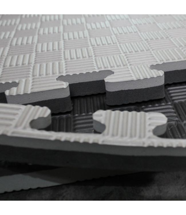 Kampfsport-Puzzlematte 100 x 100 cm · 2 cm · Schwarz/Grau · 5-Linien-Muster