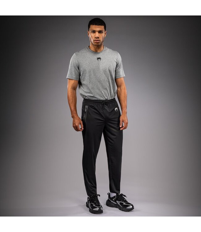 Venum Contender Aero Joggers – Schwarz | Leichte Atmungsaktive Trainingshose mit Schmaler Passform und Reißverschlusstaschen für Fitness, Training und Alltag