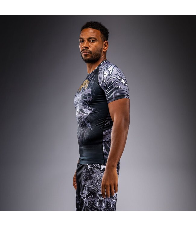 Venum Wolf Atak Rashguard - Schwarz/Grau | Kompressionsshirt für MMA, BJJ & Kickboxen