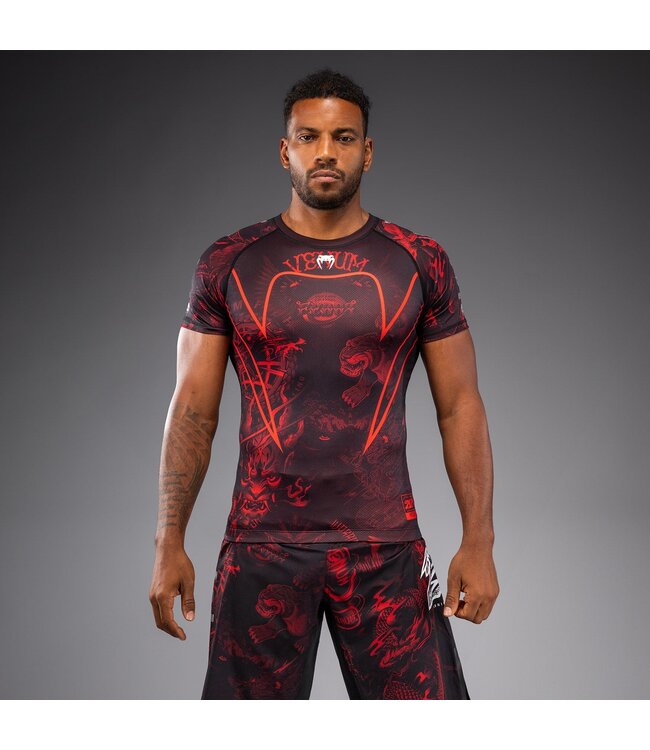 Venum 20th Anniversary Rashguard - Zwart/Rood | Professioneel MMA & Kickboks Compressieshirt
