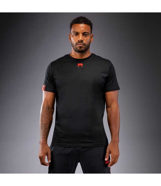 Venum 20th Anniversary T‑Shirt - Schwarz/Rot | Bequemes Lifestyle & Trainingsshirt