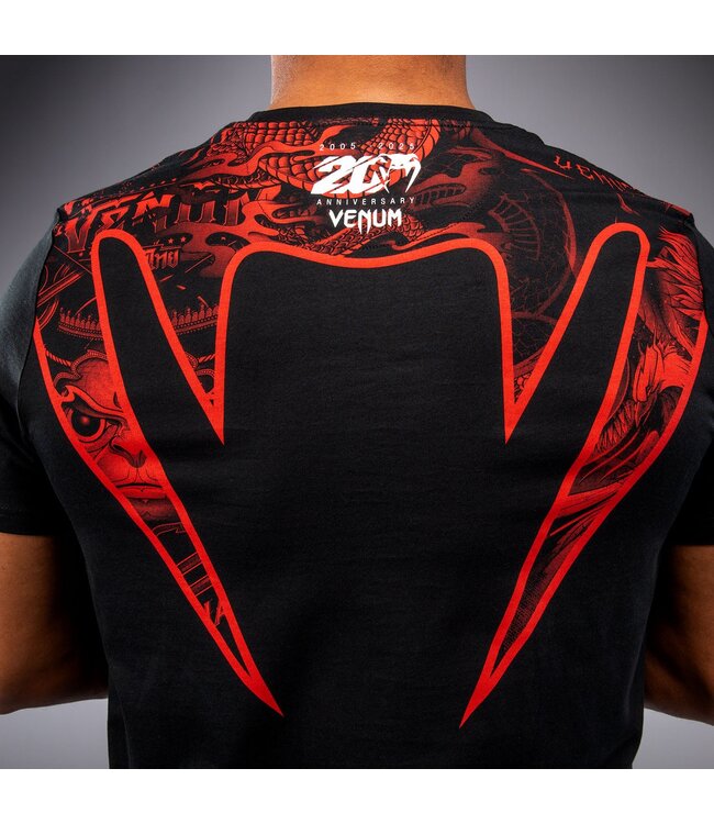 Venum 20th Anniversary T‑Shirt - Schwarz/Rot | Bequemes Lifestyle & Trainingsshirt