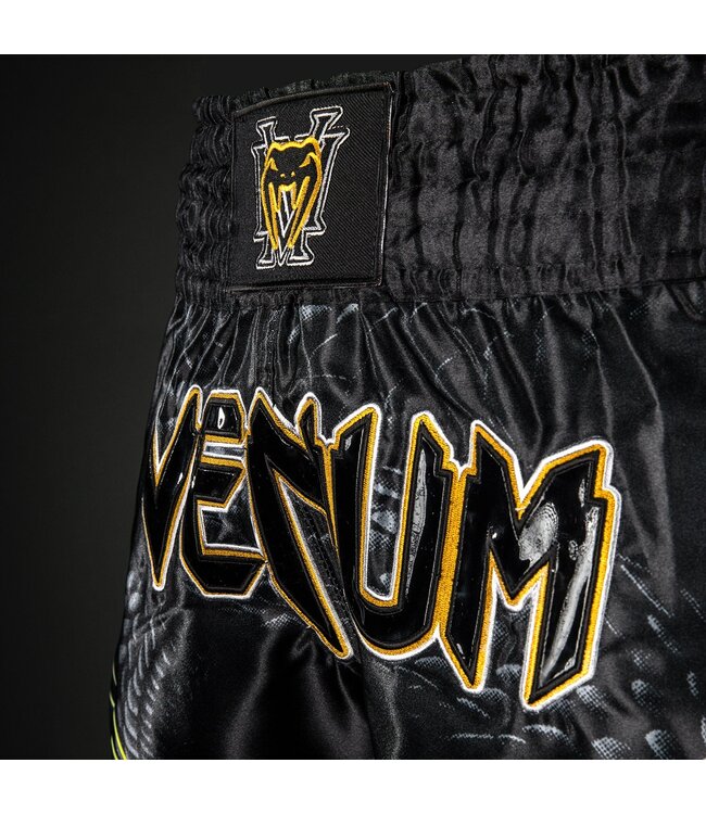 Venum Matupa Muay Thai Shorts – Schwarz/Grau/Gold | Professionelle Muay Thai & Kickbox Shorts - Copy
