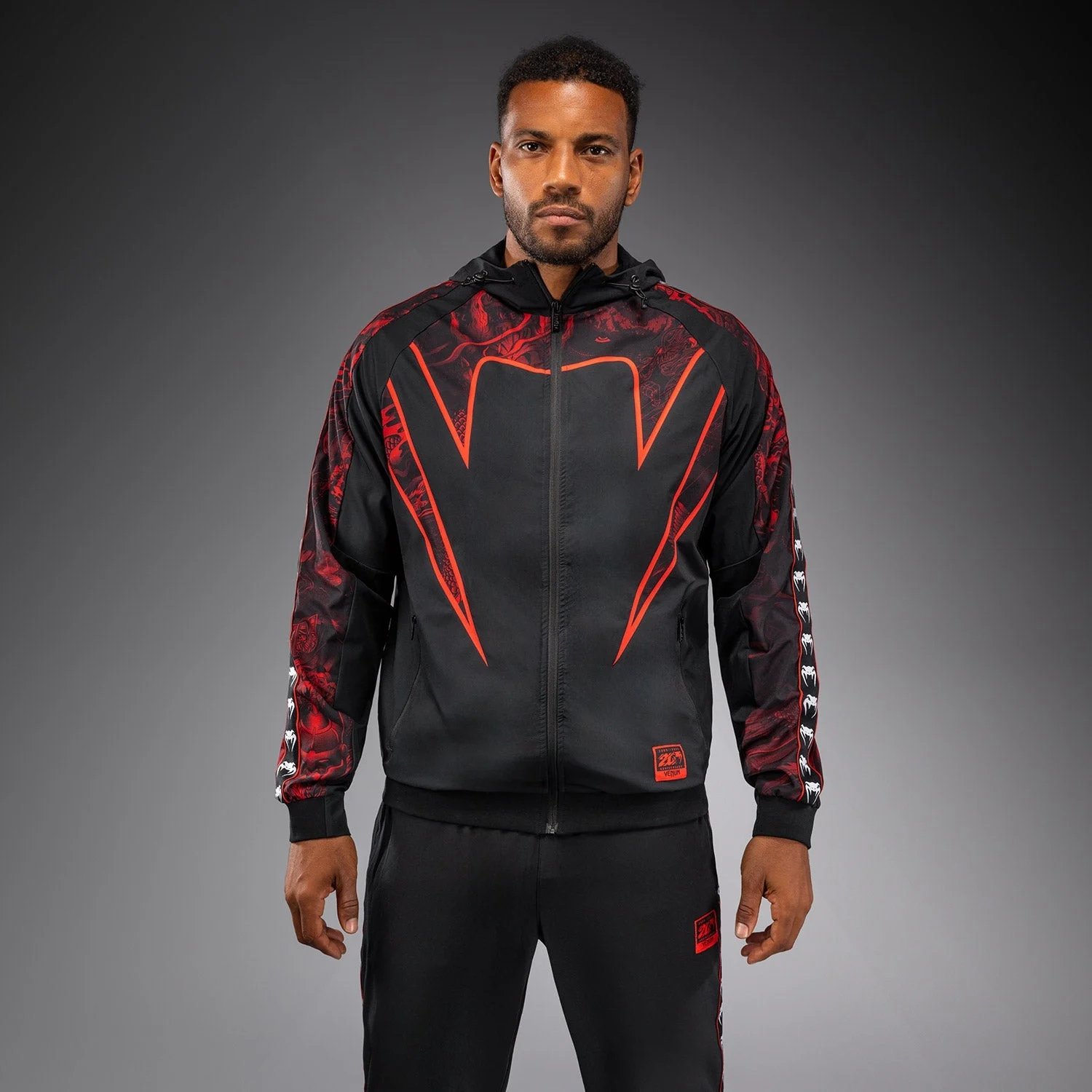 Venum Hoodies & Track Jackets – Comfort, Warmth and Performance for Training & Lifestyle