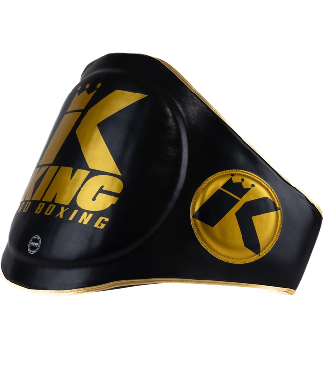 King Pro Boxing (KPB) Belly Pad – Schwarz/Gold – Bauchschutz für Trainer im Kickboxen & Muay Thai