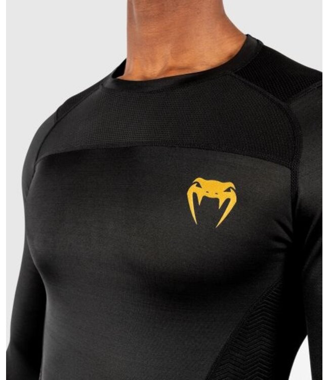 Venum G‑Fit Rashguard Lange Mouwen – Compression Shirt – Zwart/Goud – Premium MMA & BJJ Trainingstop