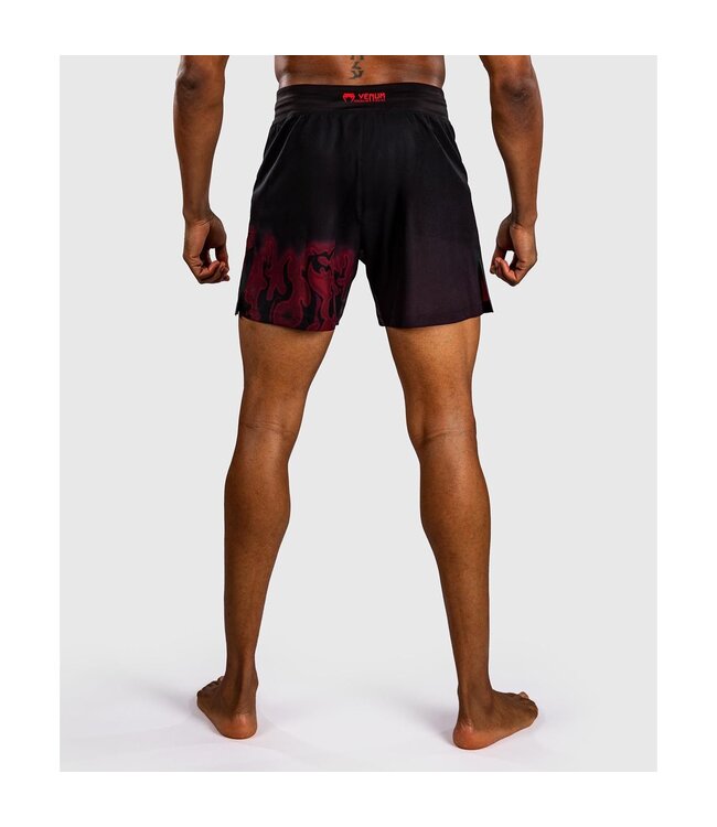 Venum Spectre Fightshorts Schwarz/Rot – Leichte MMA & Kickbox Shorts