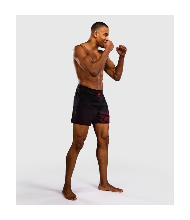 Venum Spectre Fightshorts Schwarz/Rot – Leichte MMA & Kickbox Shorts