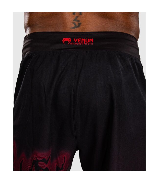 Venum Spectre Fightshorts Schwarz/Rot – Leichte MMA & Kickbox Shorts