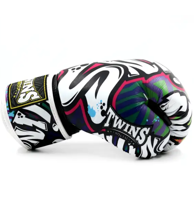 Twins Special BGVL4 Box‑ & Kickboxhandschuhe Graffiti – Schwarz