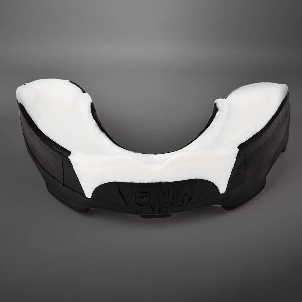 Venum Predator Mouthguards – Maximum shock absorption & advanced protection for fighters