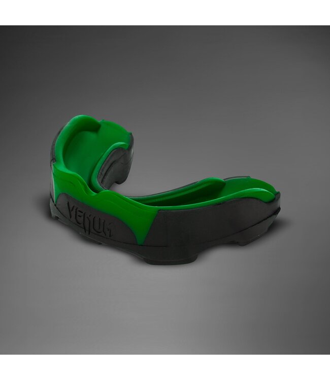 Venum Predator Mouth Guard – Mondbeschermer voor Boksen, Kickboksen & MMA – Zwart Groen