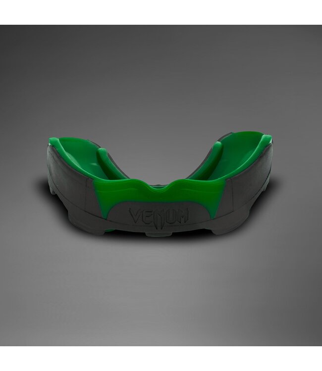 Venum Predator Mouth Guard – Mondbeschermer voor Boksen, Kickboksen & MMA – Zwart Groen