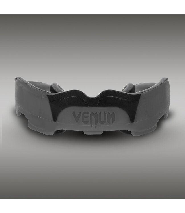 Venum Predator Mouth Guard – Mouthguard for Boxing, Kickboxing & MMA – Grey Black