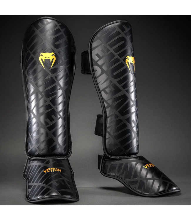 Venum Contender 1.5 XT 3D Scheenbeschermers – Zwart Goud – Kickboksen & Muay Thai