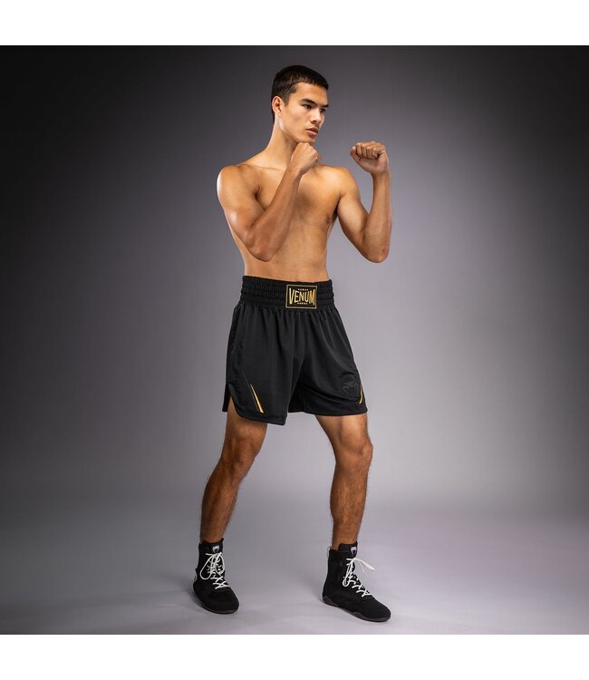 Venum G-Core Boxshorts Schwarz/Gold – Leichte Boxshorts für Training & Wettkampf