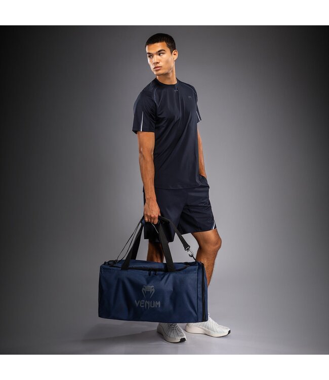 Venum Essential Sporttas 61L – Donkerblauw