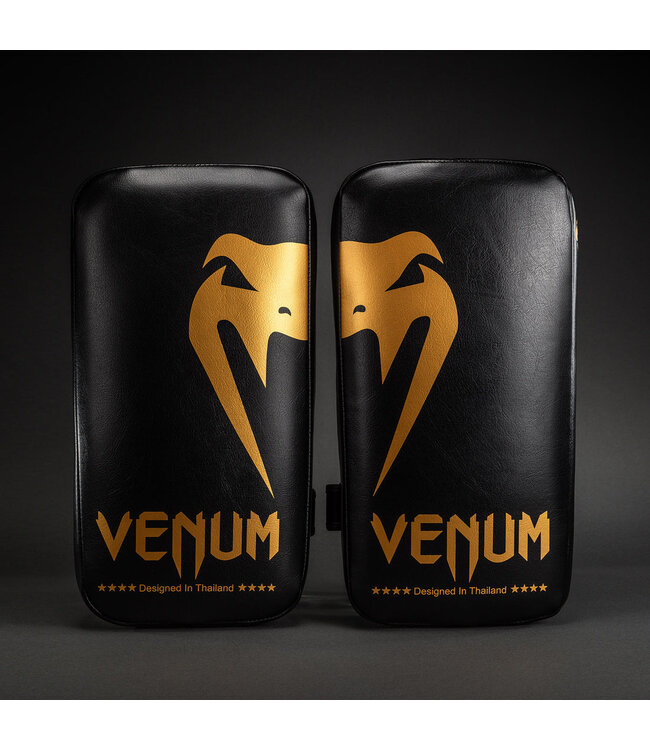 Venum Giant Kick Pads – Schwarz/Gold (Paar) – Kickboxen & Muay Thai