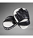 Venum Light Focus Mitts – Wit/Zwart voor Boksen, Kickboksen & Muay Thai