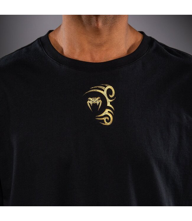 Venum x Mike Tyson Everyone Has a Plan T‑Shirt – Schwarz/Gold – Mike Tyson T‑Shirt