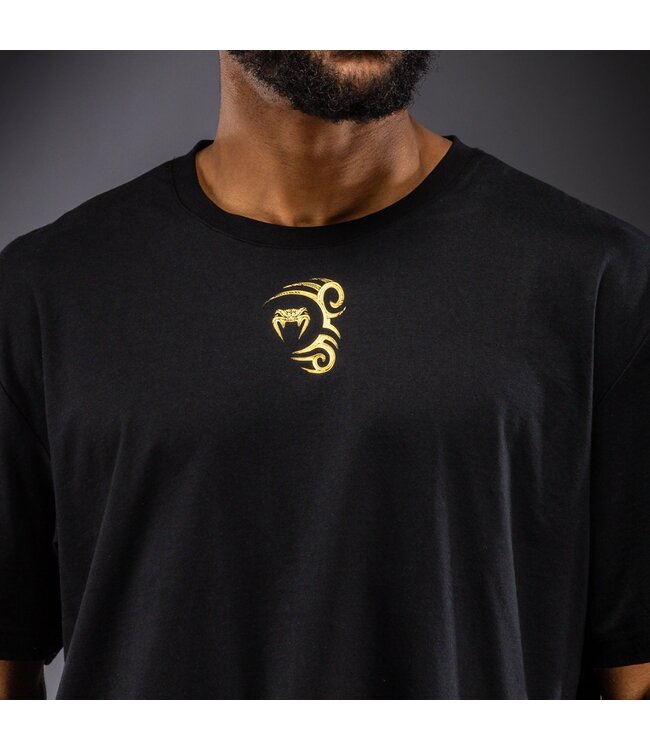 Venum x Mike Tyson Tiger T‑Shirt – Zwart/Goud – Regular Fit Zonder Rugprint