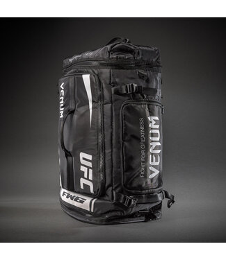 UFC UFC Unity by Venum Authentic Fight Week Gear Bag – Black/White